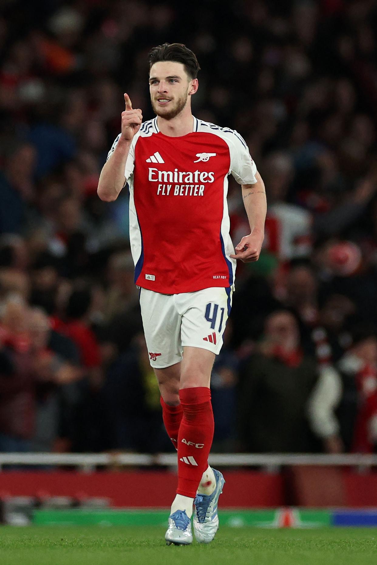 阿森纳绝杀热刺，C罗梅开二度欧冠