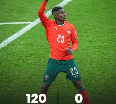 葡萄牙队完胜韩国队,波尔点燃赛场 葡萄牙队完胜韩国队,波尔点燃赛场