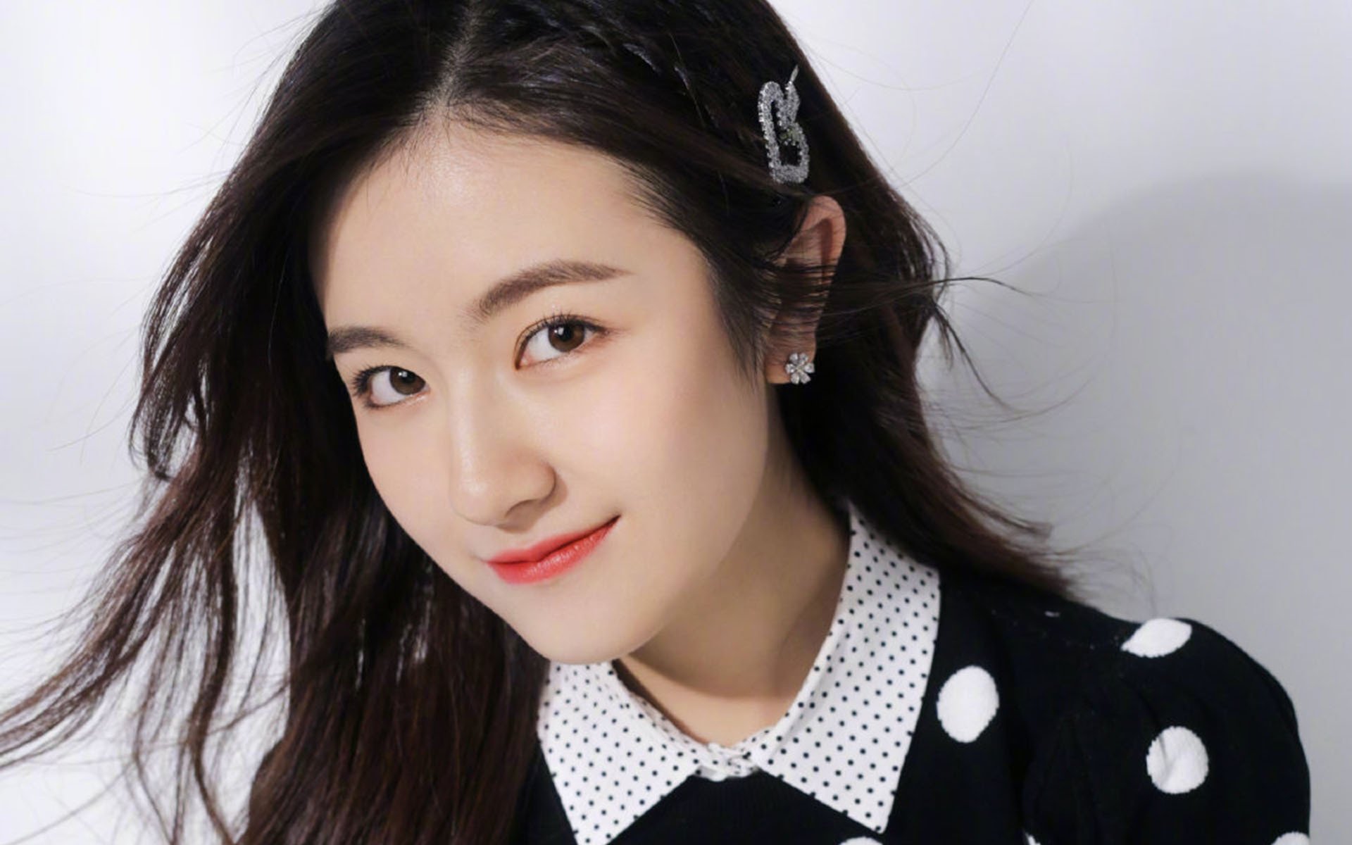 极速赛道与荣耀篮筐,一场跨越时空的争冠对话